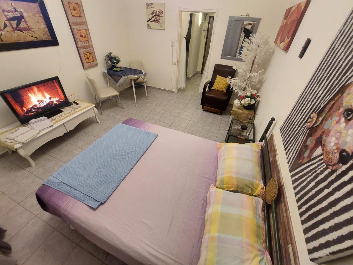 Modern Studio Central Haifa Free Wifi דירת נופש מאובזרת בחיפה Екстериор снимка